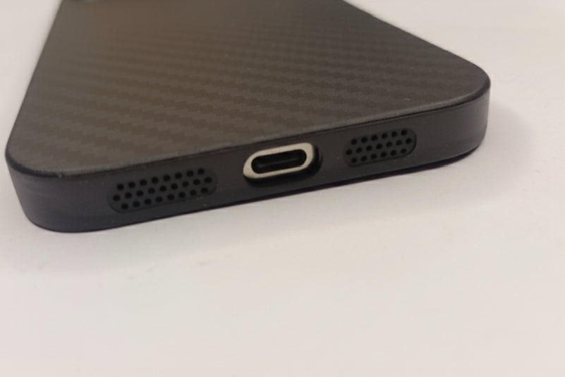 iPhone 15 Premium Black Carbon Fiber iPhone 15 Back Cover – 3-in-1 Protection Pack